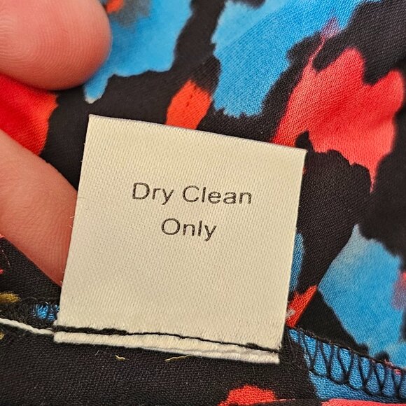 Parker Long Sleeve  Cold Shoulder 100% Silk Blouse Top S Floral - Picture 9 of 9